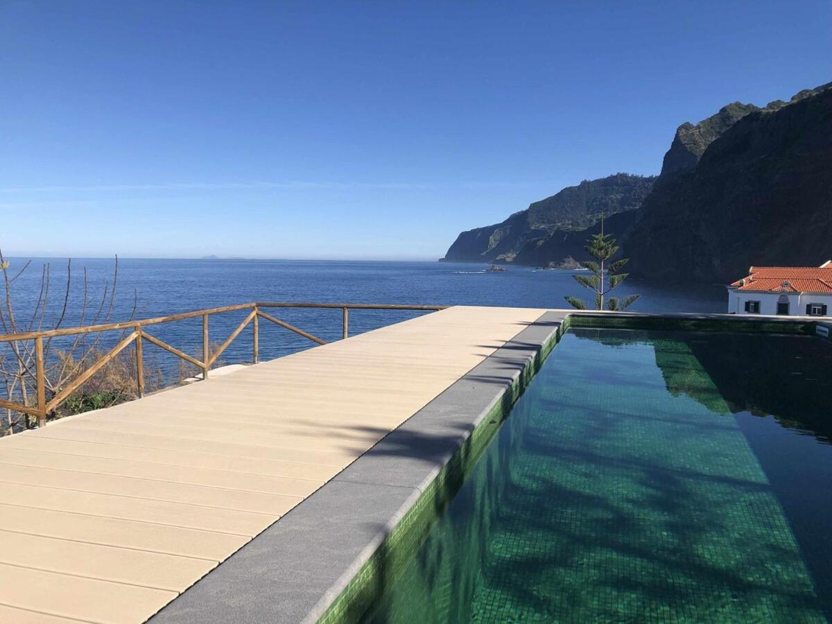 فيلا Casa Del Mar- Wonderfull Sea Views & Swimming Pool بونتا ديلغادا المظهر الخارجي الصورة