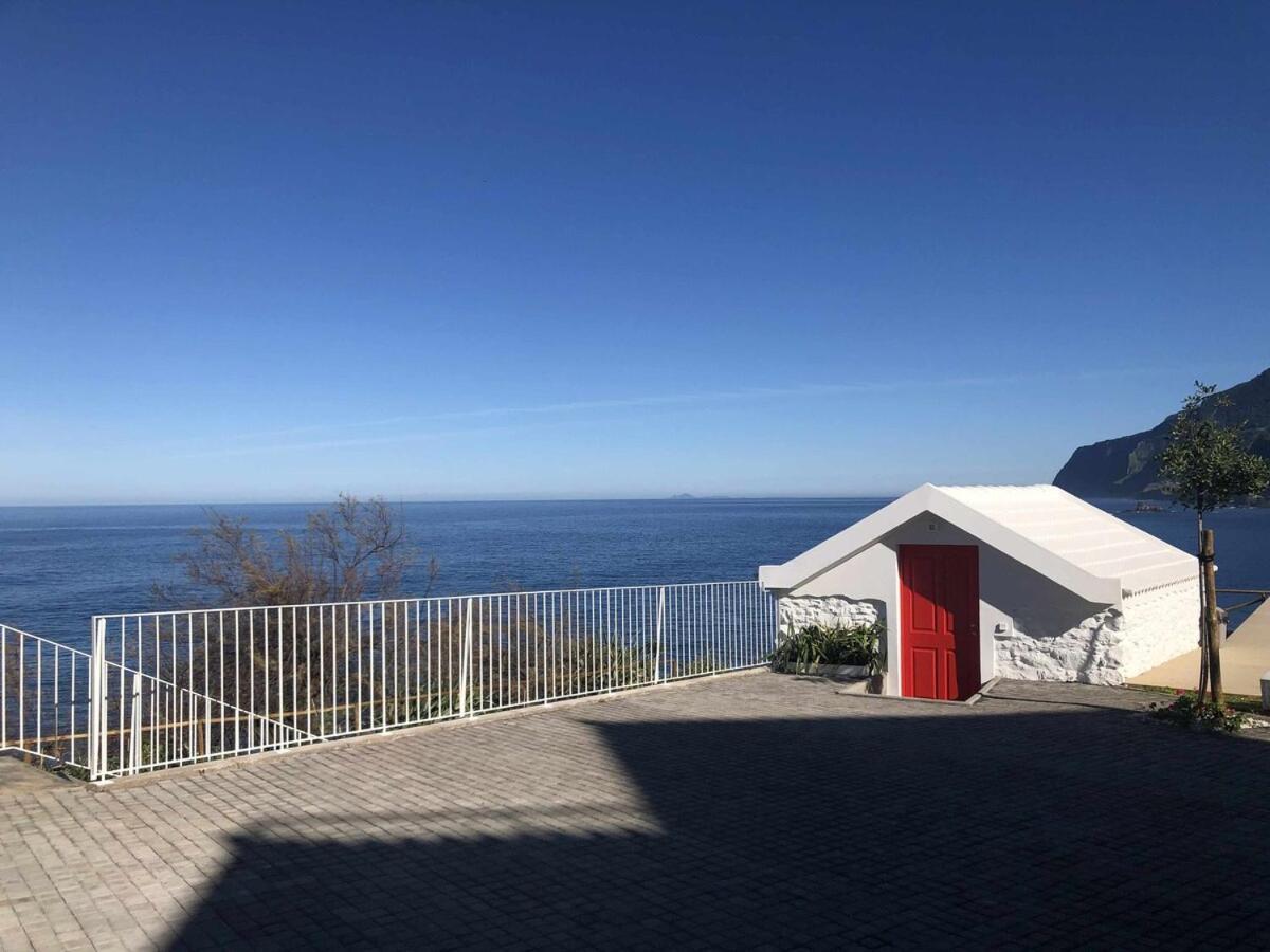فيلا Casa Del Mar- Wonderfull Sea Views & Swimming Pool بونتا ديلغادا المظهر الخارجي الصورة