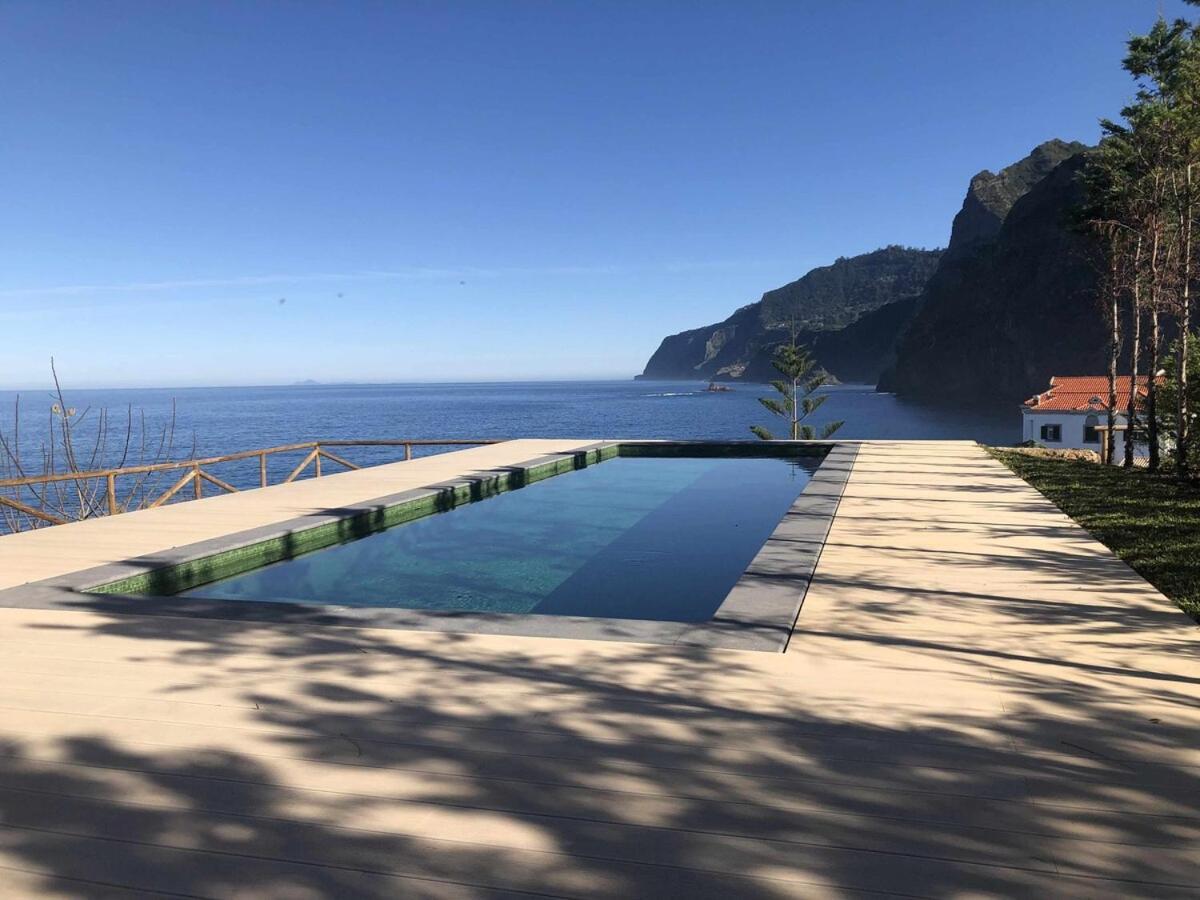 فيلا Casa Del Mar- Wonderfull Sea Views & Swimming Pool بونتا ديلغادا المظهر الخارجي الصورة