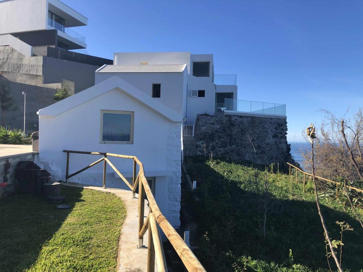 فيلا Casa Del Mar- Wonderfull Sea Views & Swimming Pool بونتا ديلغادا المظهر الخارجي الصورة